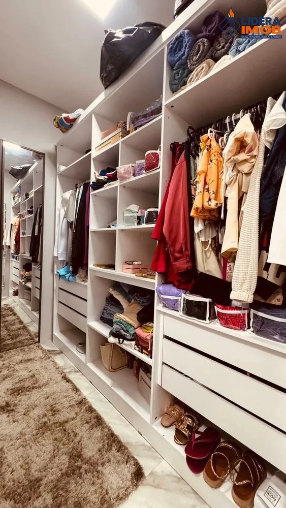 Casa, 3 quartos, 175 m² - Foto 1