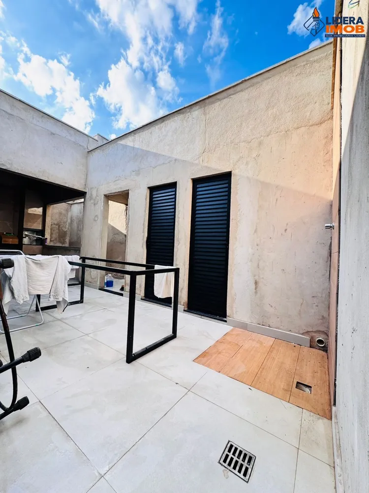 Casa, 3 quartos, 200 m² - Foto 1