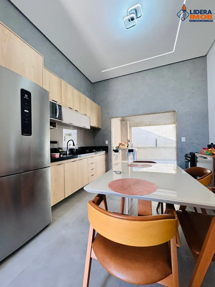 Casa, 3 quartos, 200 m² - Foto 13