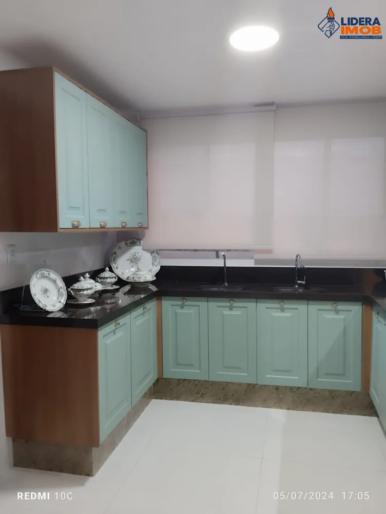 Casa, 4 quartos, 274 m² - Foto 1