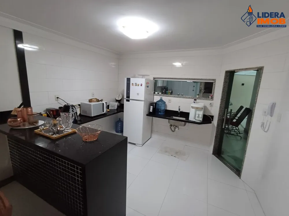 Casa, 3 quartos, 270 m² - Foto 4