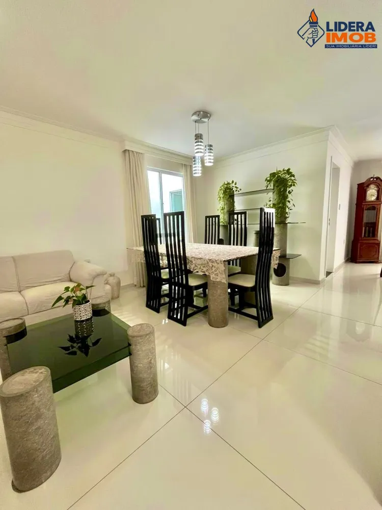 Casa, 3 quartos, 204 m² - Foto 8