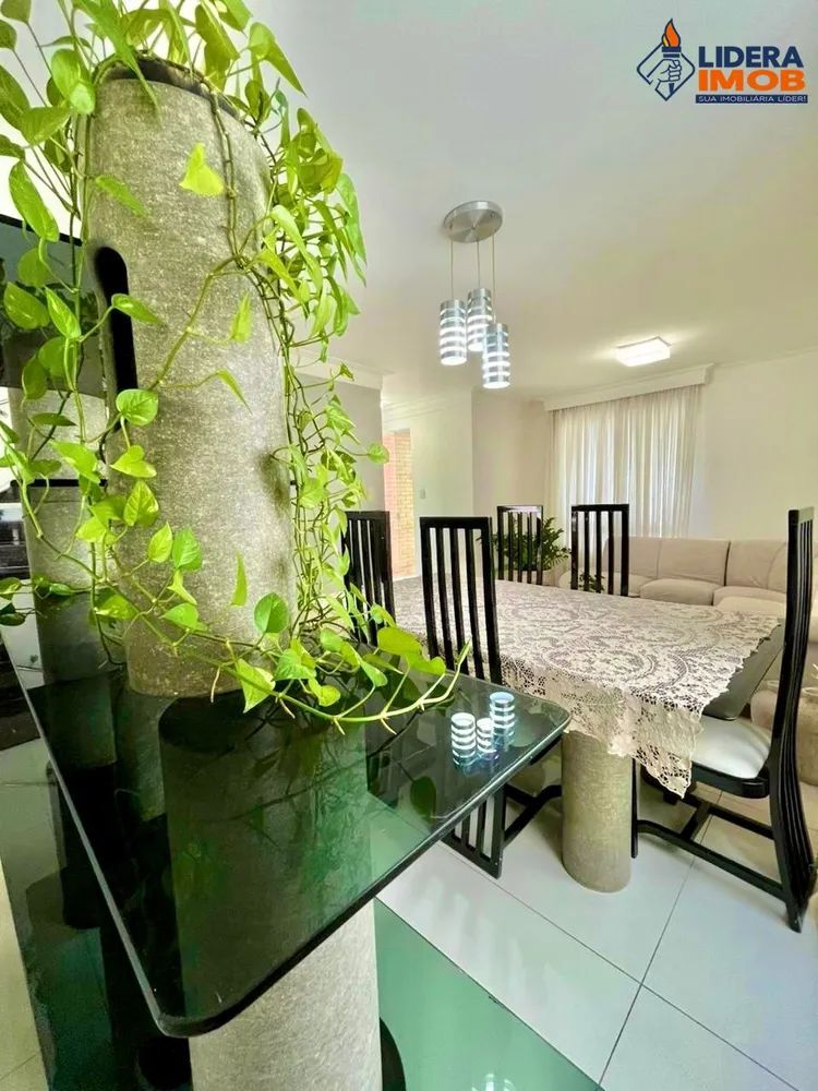 Casa, 3 quartos, 204 m² - Foto 3