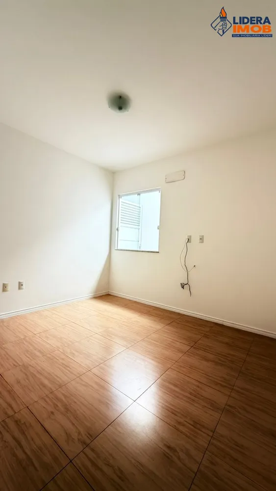 Casa, 3 quartos, 200 m² - Foto 2