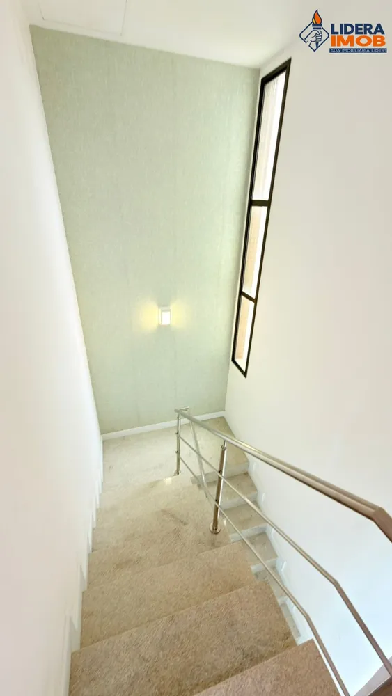 Casa, 3 quartos, 230 m² - Foto 2