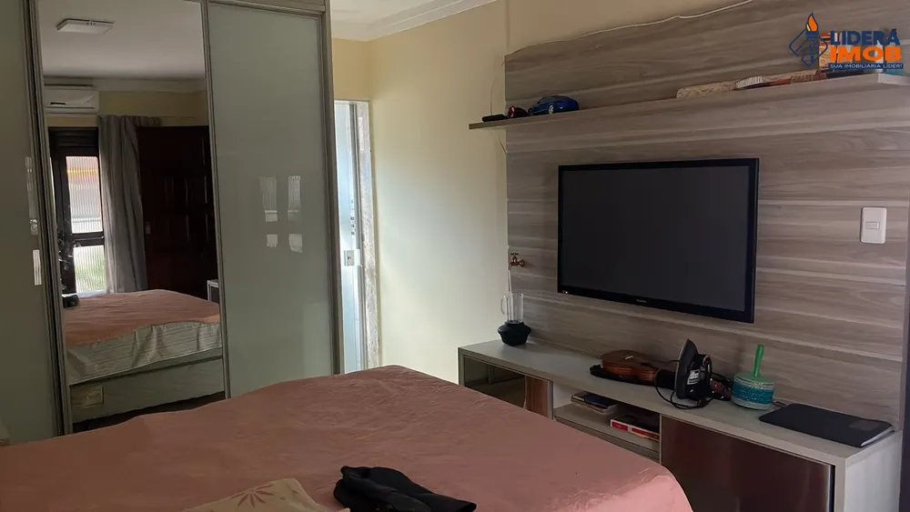 Casa, 5 quartos, 200 m² - Foto 3