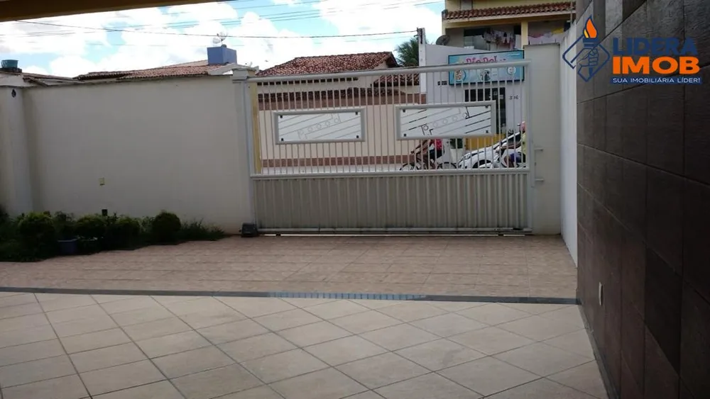 Casa, 3 quartos, 396 m² - Foto 1