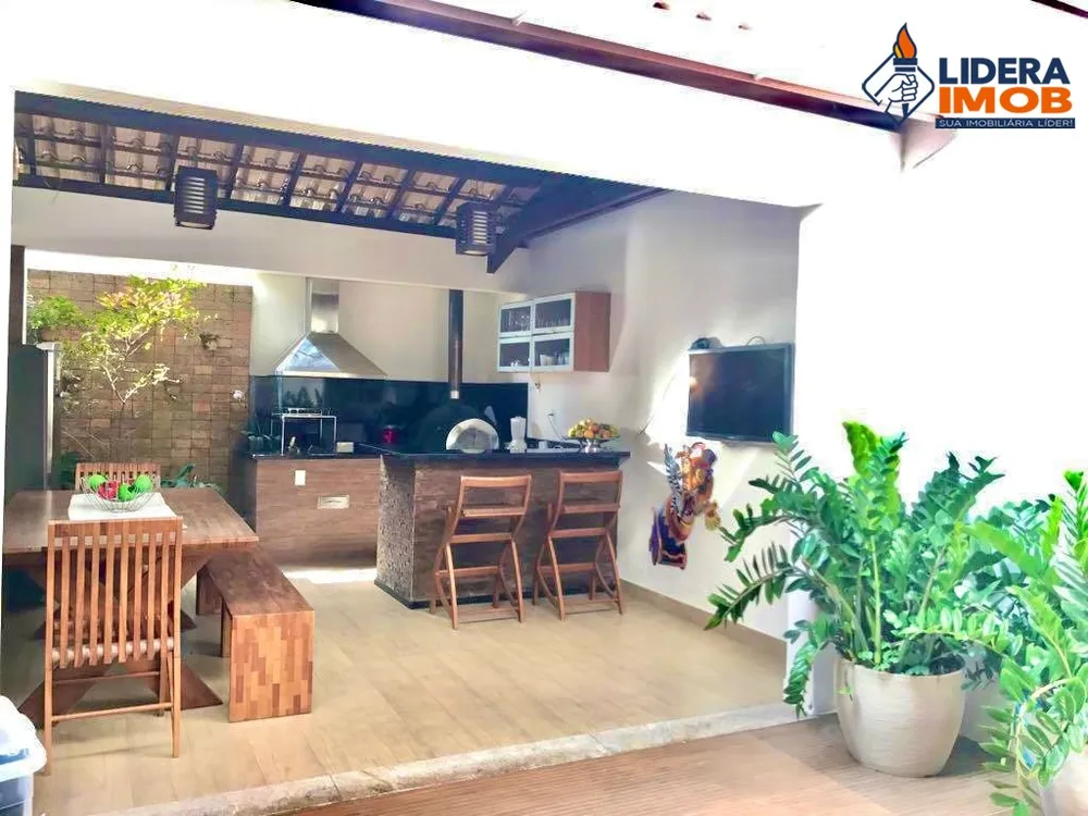 Casa, 3 quartos, 260 m² - Foto 3