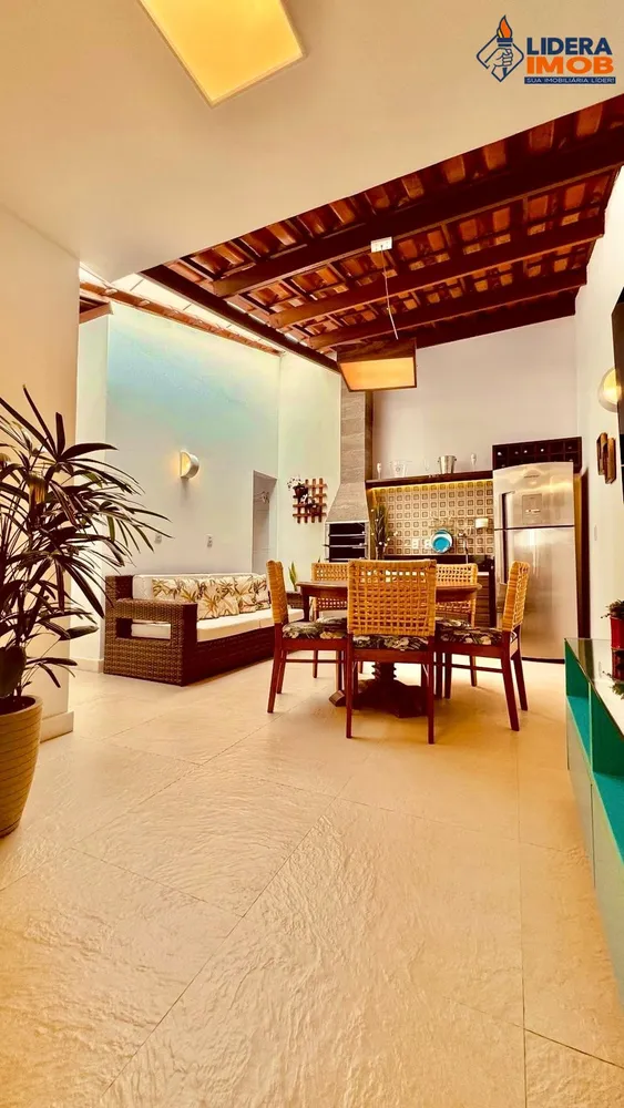 Casa, 3 quartos, 180 m² - Foto 2