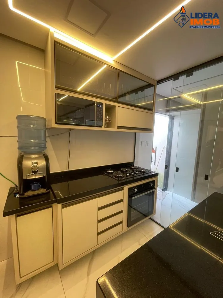Casa, 3 quartos, 180 m² - Foto 1