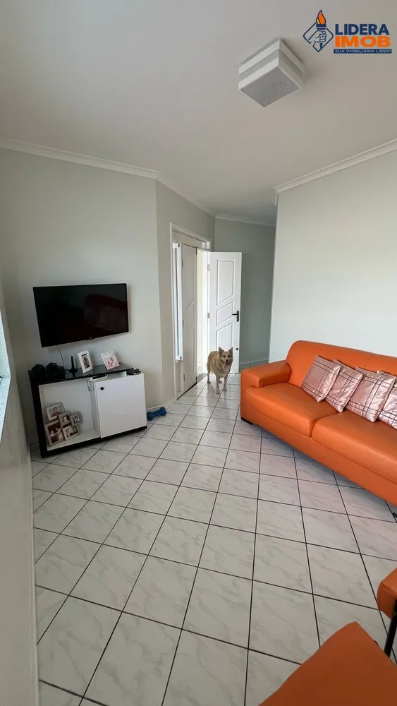 Casa, 3 quartos, 300 m² - Foto 2