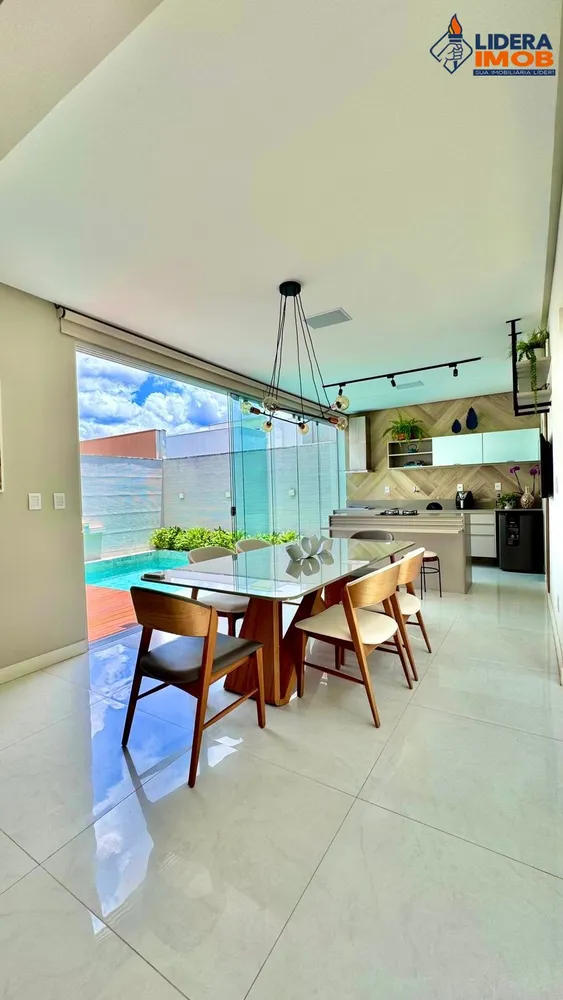 Casa, 3 quartos, 250 m² - Foto 1