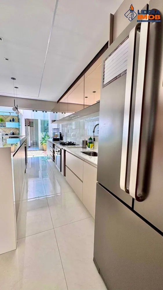 Casa, 3 quartos, 250 m² - Foto 10