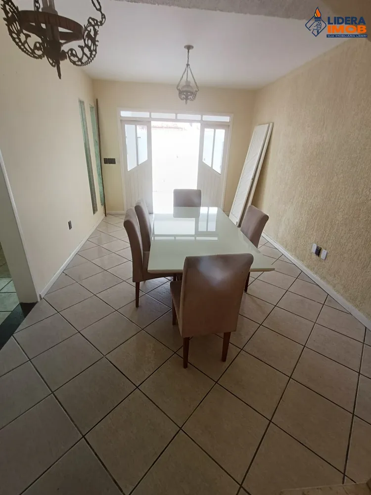 Casa, 4 quartos, 480 m² - Foto 2