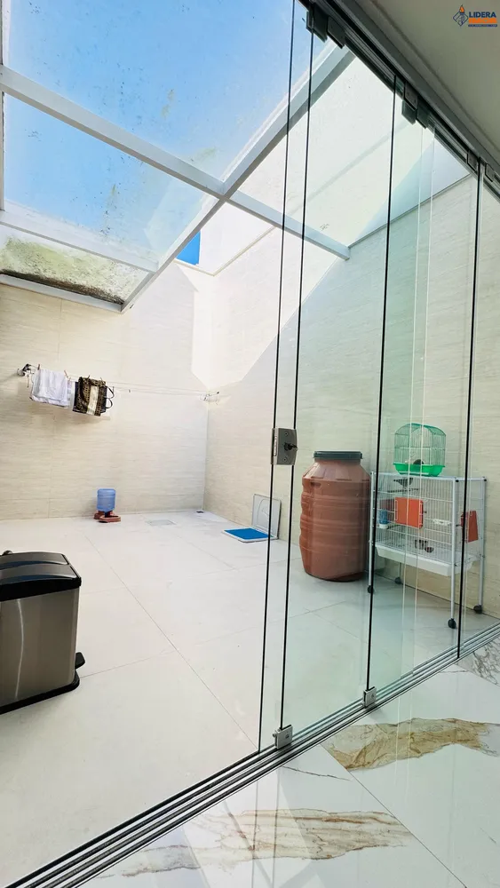 Casa, 3 quartos, 168 m² - Foto 1
