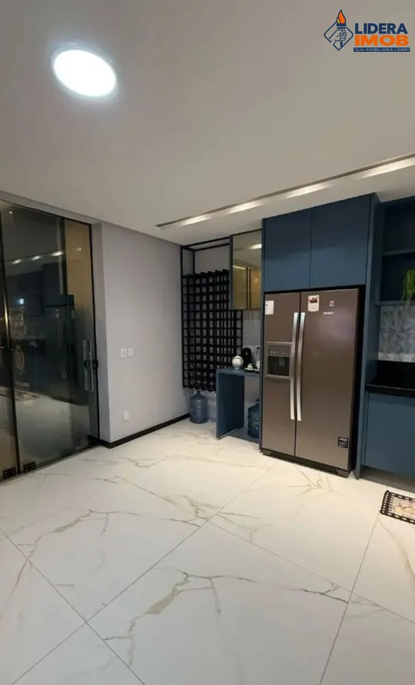Casa, 4 quartos, 277 m² - Foto 1