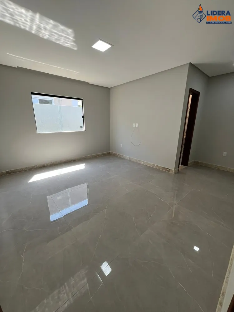 Casa, 4 quartos, 251 m² - Foto 2