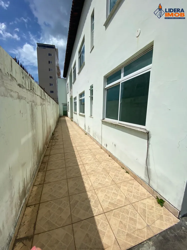 Casa, 8 quartos, 410 m² - Foto 3