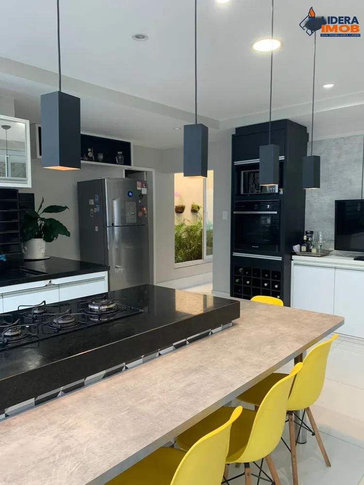 Casa, 3 quartos, 350 m² - Foto 10