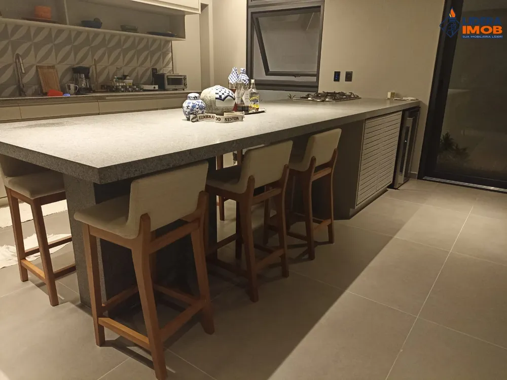 Casa, 4 quartos, 300 m² - Foto 9