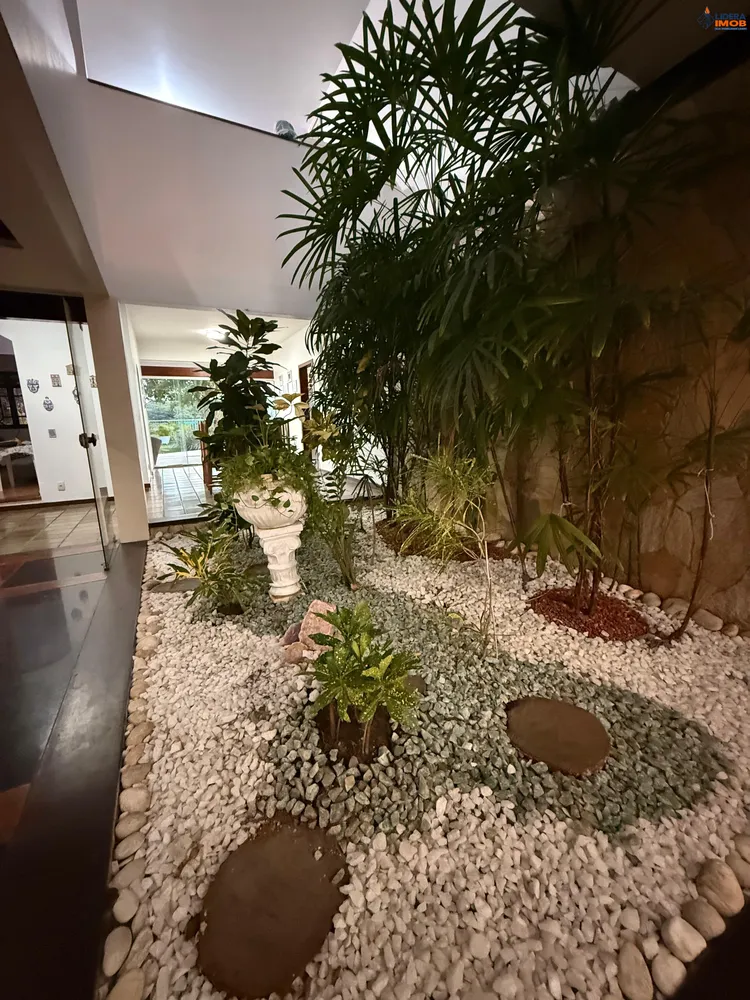 Casa, 5 quartos, 600 m² - Foto 1