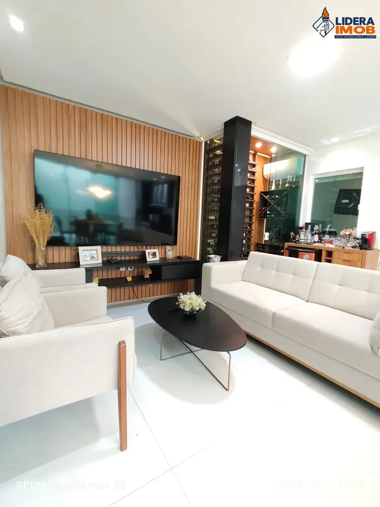 Casa, 3 quartos, 259 m² - Foto 2