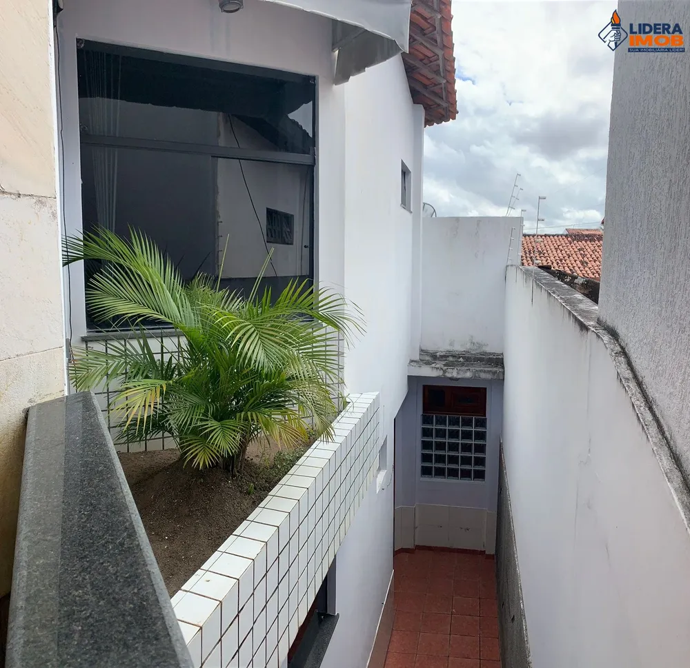 Casa, 6 quartos, 572 m² - Foto 2