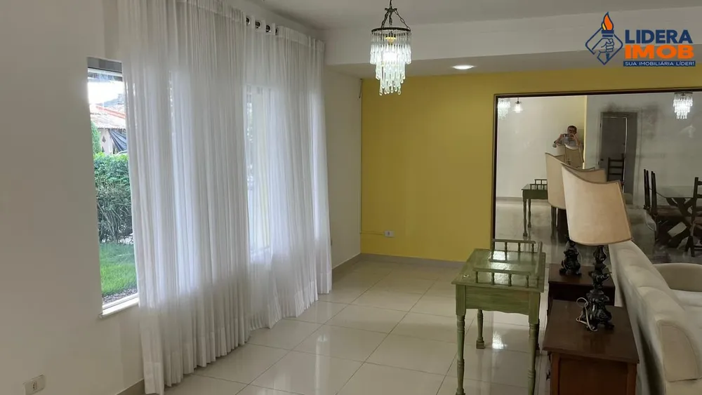 Casa, 3 quartos, 250 m² - Foto 3