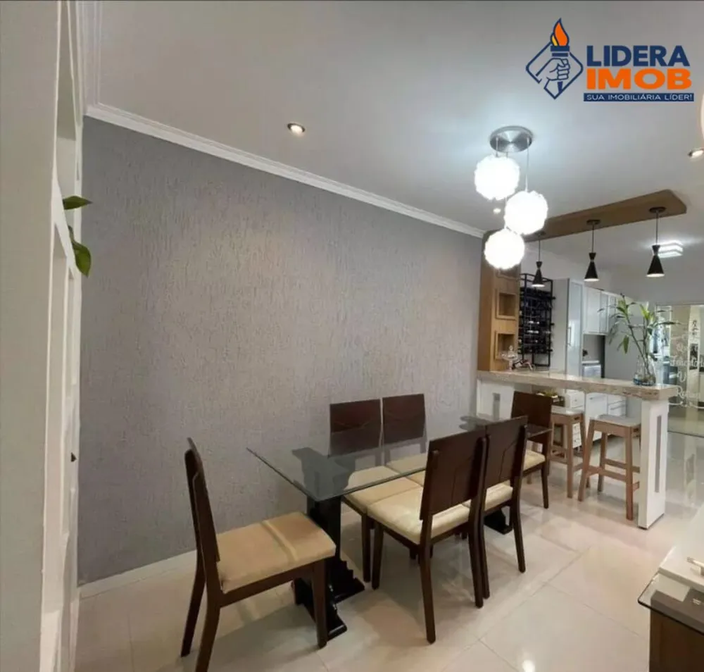 Casa, 3 quartos, 238 m² - Foto 7