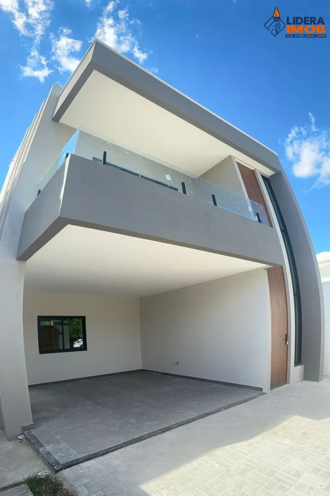 Casa, 4 quartos, 185 m² - Foto 1