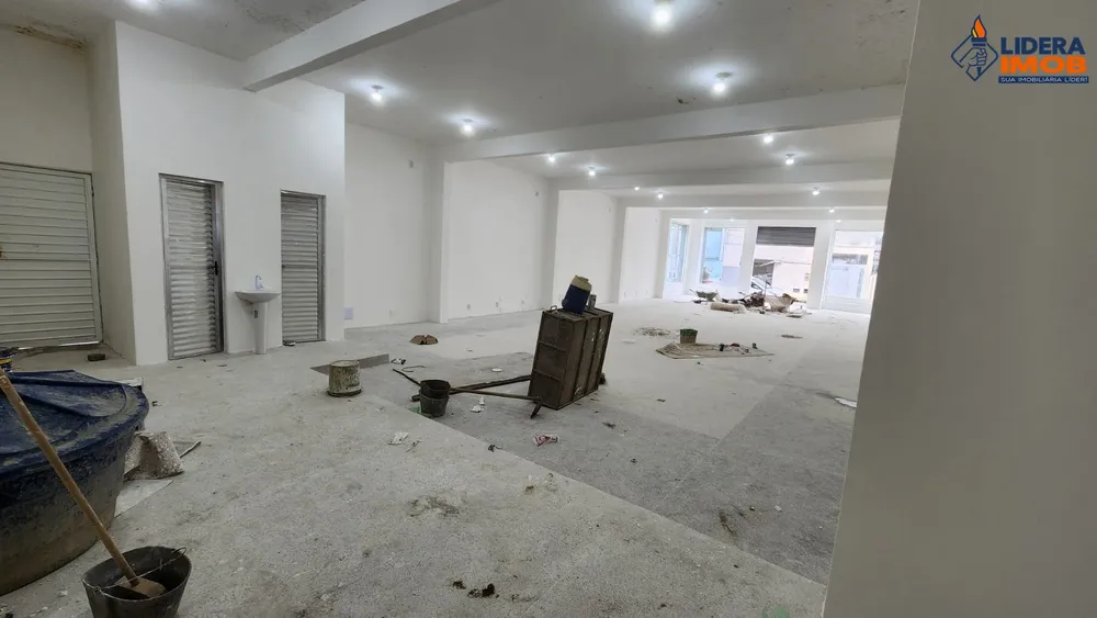 Loja-Salão, 214 m² - Foto 1