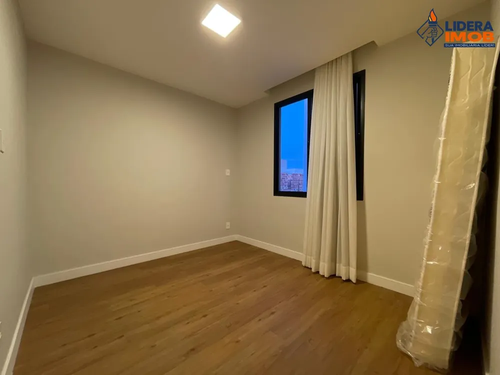 Casa, 4 quartos, 178 m² - Foto 2