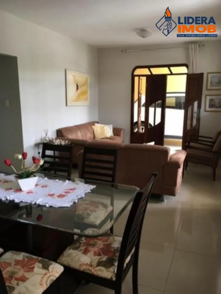 Casa, 3 quartos, 220 m² - Foto 1
