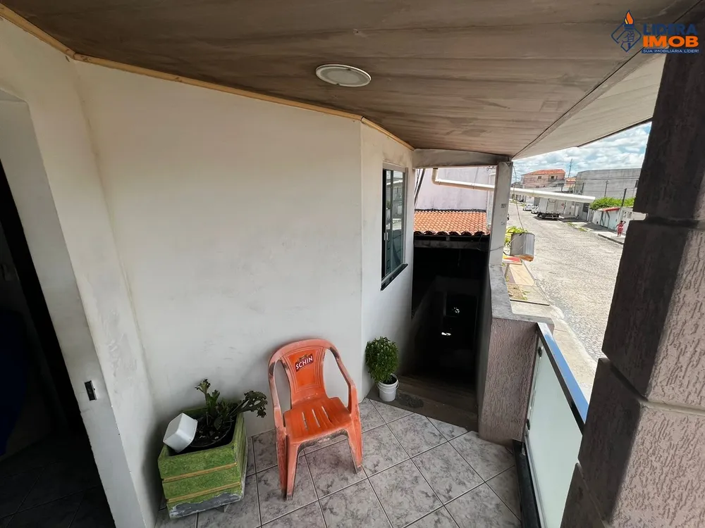 Casa, 3 quartos, 180 m² - Foto 2