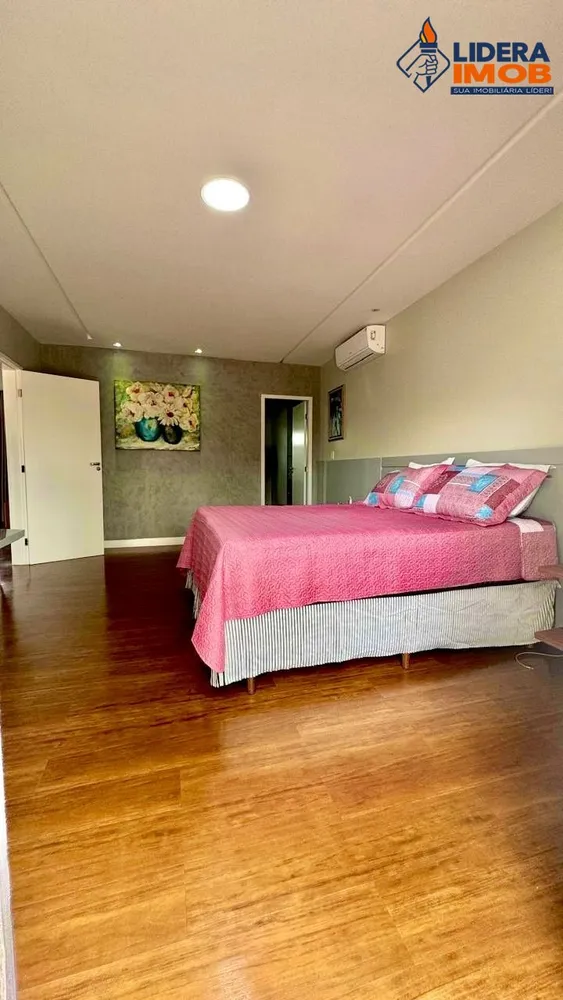 Casa, 5 quartos, 300 m² - Foto 1