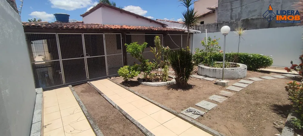 Casa, 3 quartos, 300 m² - Foto 1