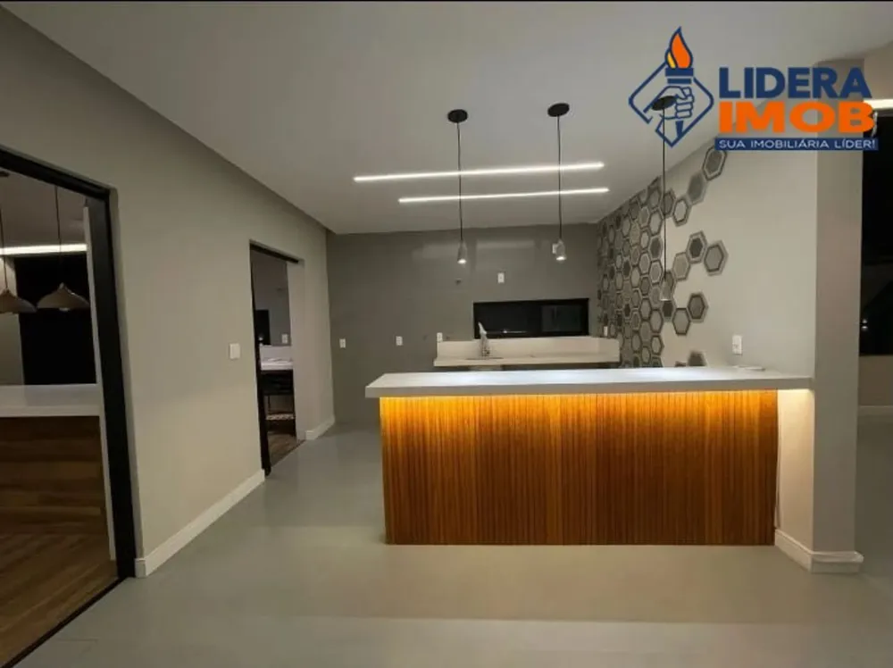 Casa, 4 quartos, 240 m² - Foto 4