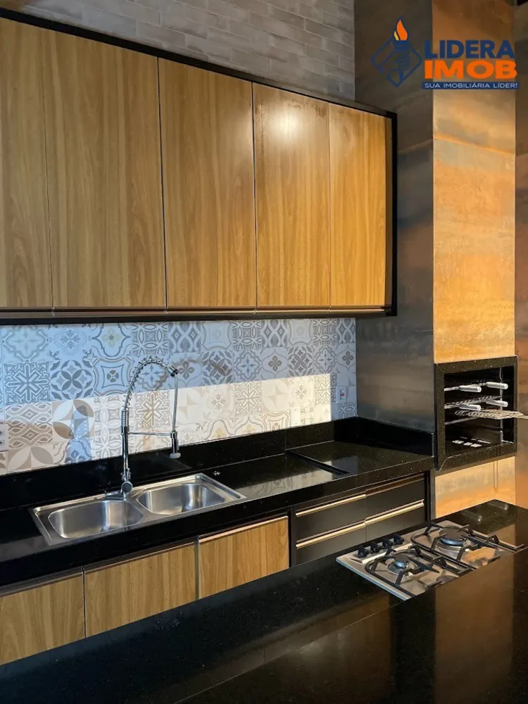 Casa, 3 quartos, 189 m² - Foto 2