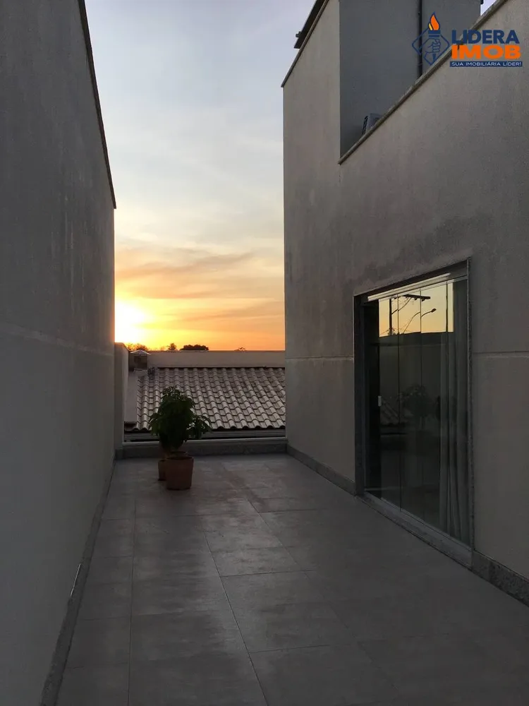 Casa, 3 quartos, 189 m² - Foto 1