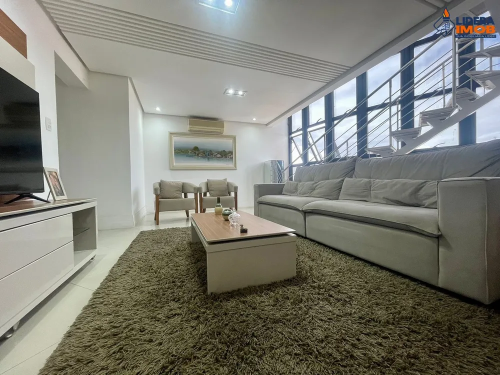 Cobertura, 3 quartos, 167 m² - Foto 2