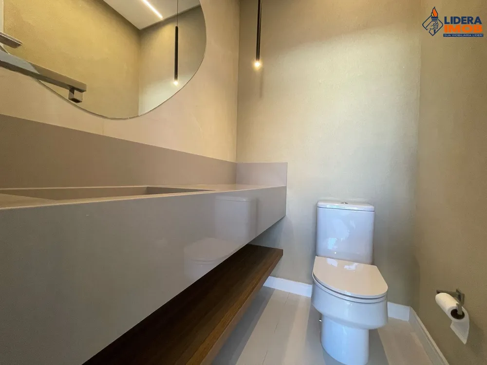 Casa, 3 quartos, 250 m² - Foto 1