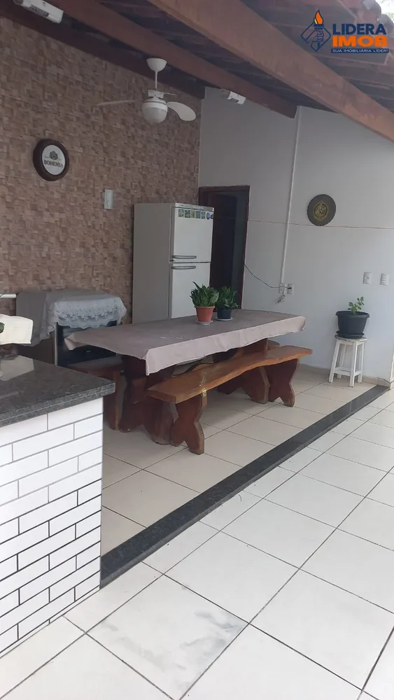 Casa, 2 quartos, 253 m² - Foto 1