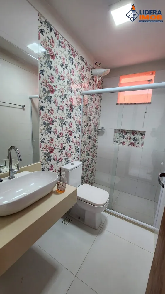 Casa, 2 quartos, 180 m² - Foto 1