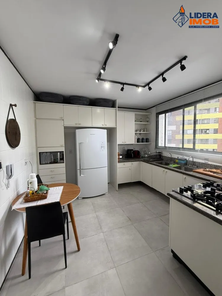 Apartamento, 3 quartos, 207 m² - Foto 13