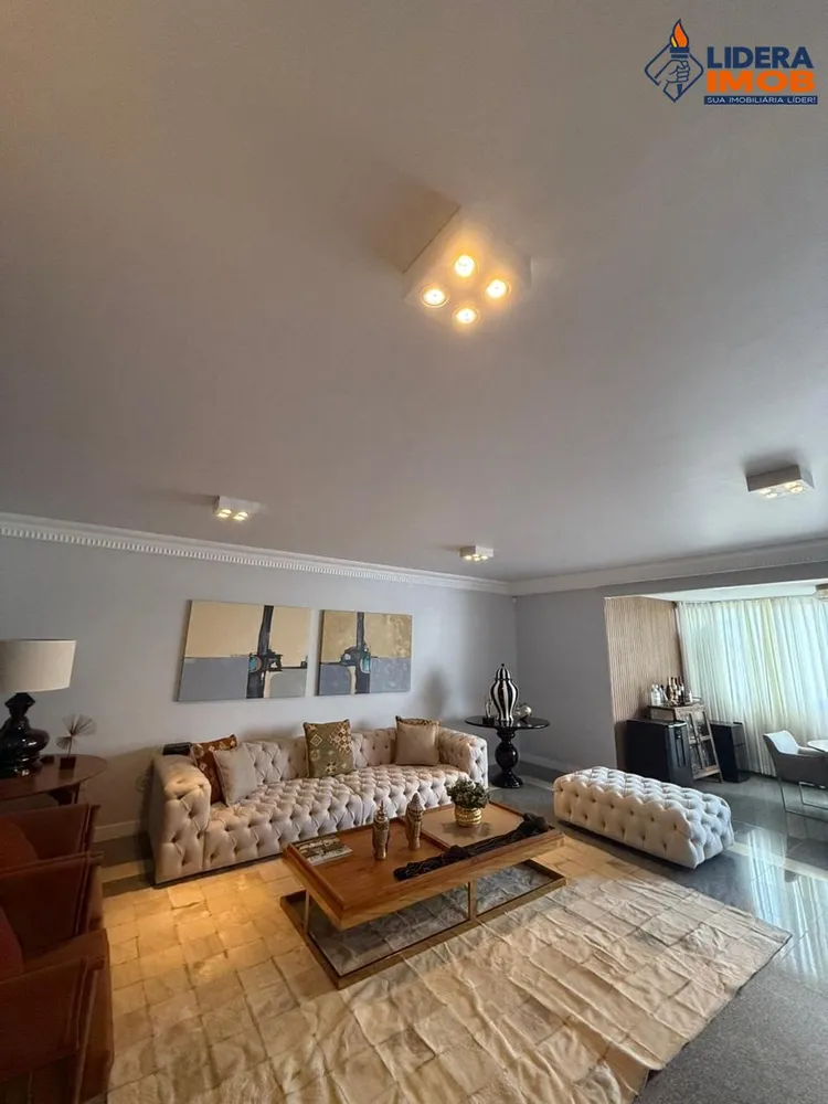 Apartamento, 3 quartos, 207 m² - Foto 2