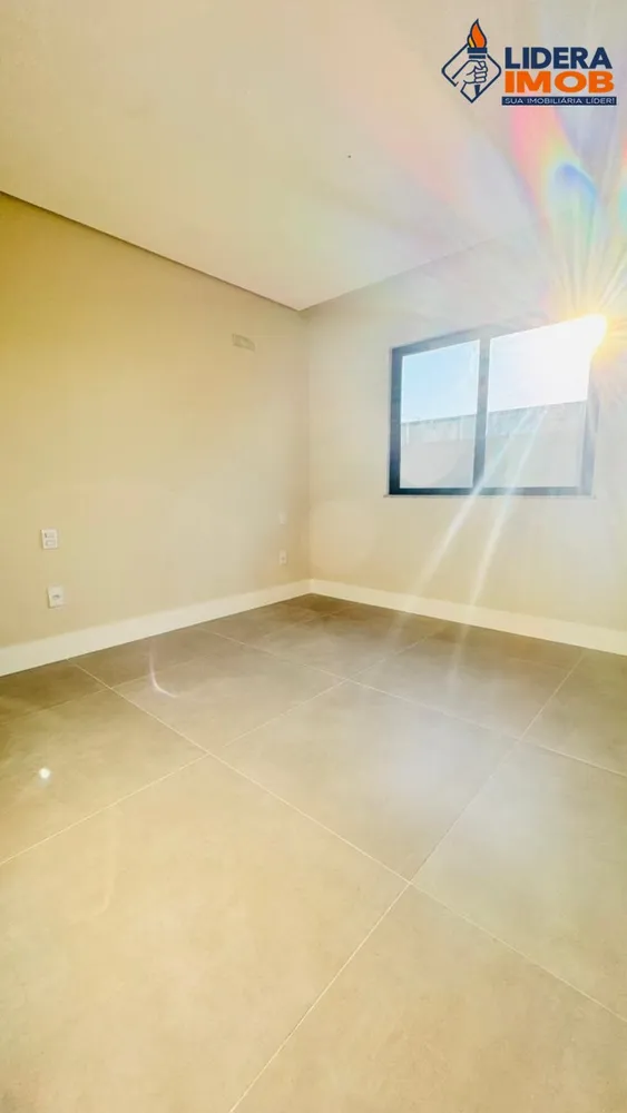 Casa, 3 quartos, 302 m² - Foto 2