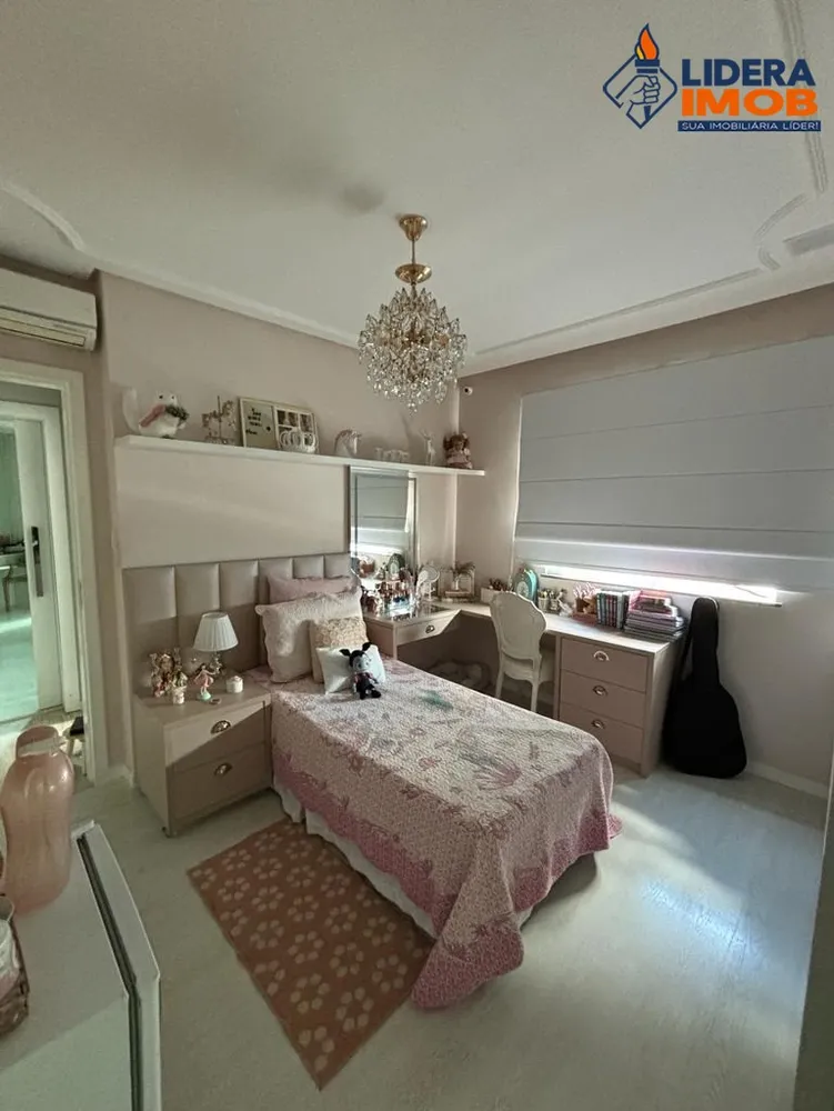 Casa, 3 quartos, 210 m² - Foto 10