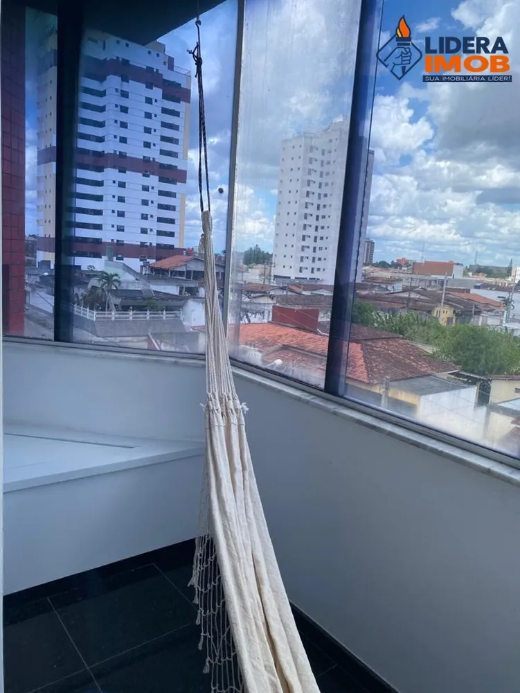 Apartamento, 3 quartos, 196 m² - Foto 2