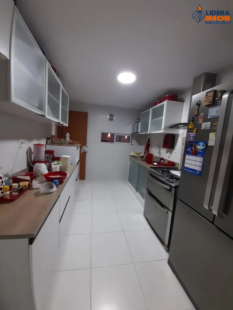Casa, 4 quartos, 215 m² - Foto 2