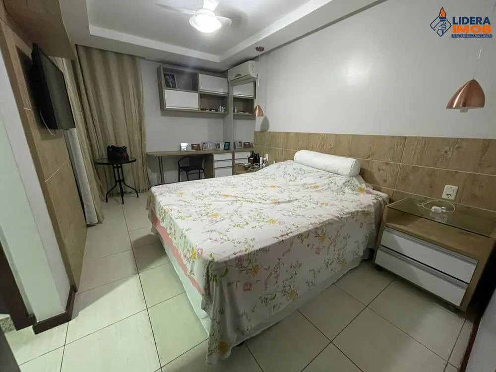 Casa, 4 quartos, 180 m² - Foto 1